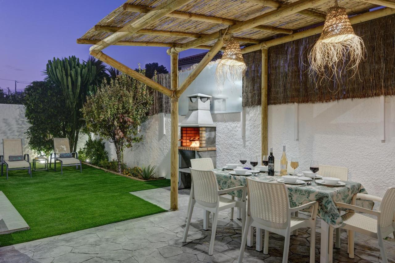 Villa Isabel By Seric, 15' Walking To The
